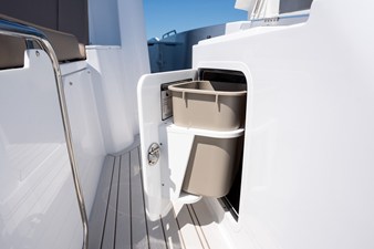 Cruisers Yachts 38 VTR EC 24 2026 Cruisers Yachts 38 VTR EC 25