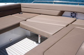 Cruisers Yachts 38 VTR EC 26 2026 Cruisers Yachts 38 VTR EC 27