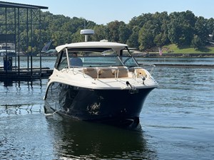 Sea Ray 320 SUNDANCER 3 2020 Sea Ray 320 SUNDANCER 4