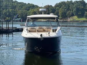 Sea Ray 320 SUNDANCER 4 2020 Sea Ray 320 SUNDANCER 5