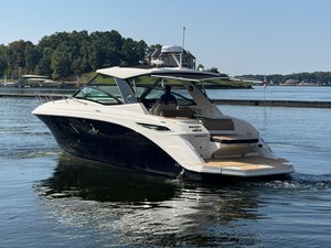 Sea Ray 320 SUNDANCER 6 2020 Sea Ray 320 SUNDANCER 7