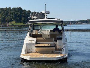 Sea Ray 320 SUNDANCER 7 2020 Sea Ray 320 SUNDANCER 8