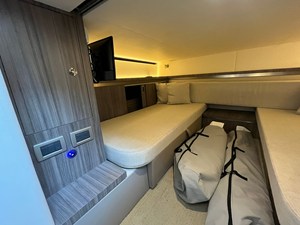 Sea Ray 320 SUNDANCER 18 2020 Sea Ray 320 SUNDANCER 19