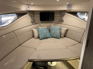 Sea Ray 320 SUNDANCER 23 2020 Sea Ray 320 SUNDANCER 24
