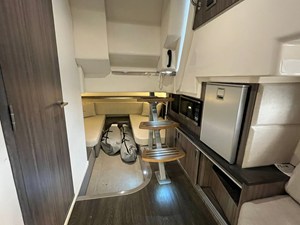 Sea Ray 320 SUNDANCER 27 2020 Sea Ray 320 SUNDANCER 28