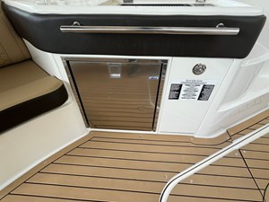 Sea Ray 320 SUNDANCER 32 2020 Sea Ray 320 SUNDANCER 33