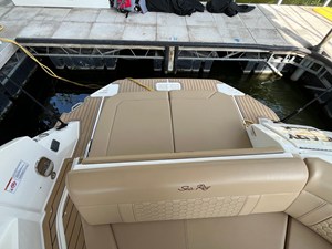 Sea Ray 320 SUNDANCER 42 2020 Sea Ray 320 SUNDANCER 43