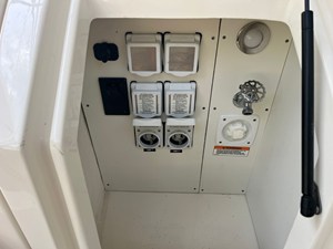Sea Ray 320 SUNDANCER 45 2020 Sea Ray 320 SUNDANCER 46