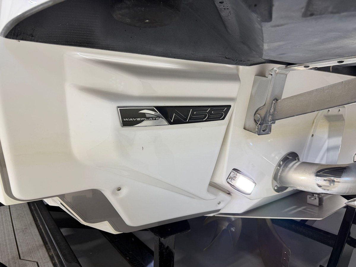 2021 Nautique G23 9