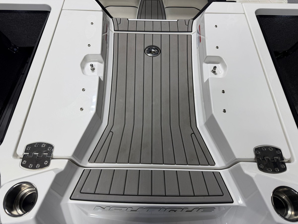 2021 Nautique G23 21