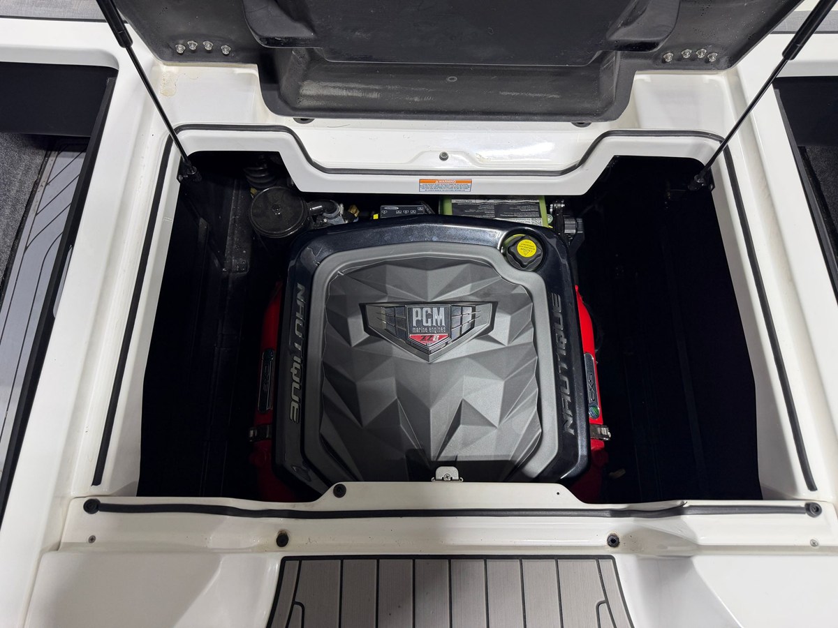 2021 Nautique G23 22