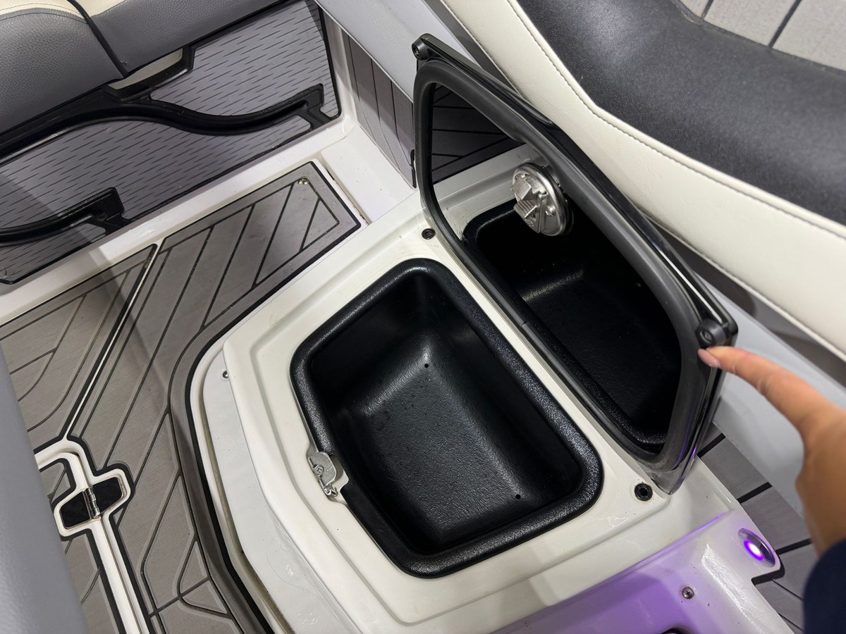 2021 Nautique G23 34
