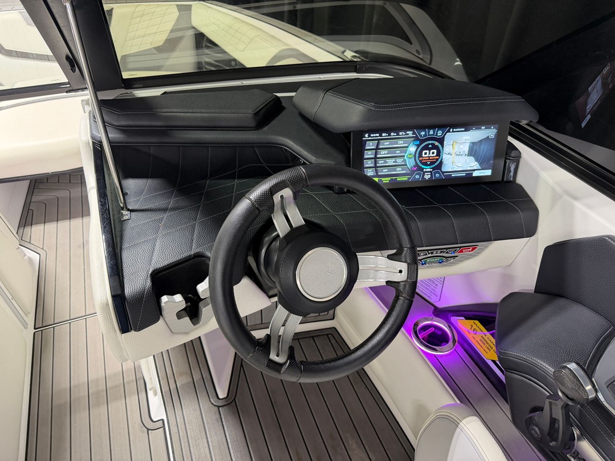 2021 Nautique G23 64