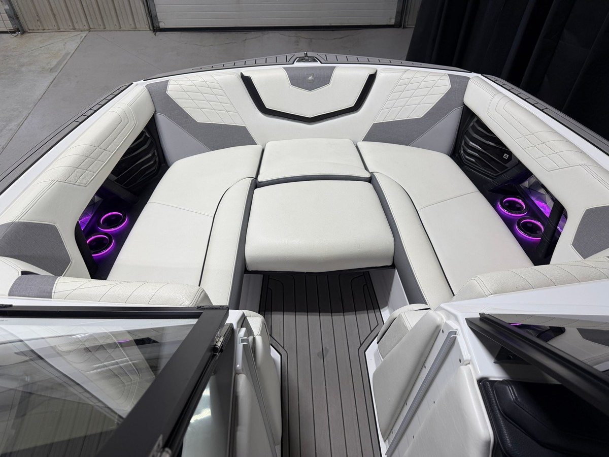 2021 Nautique G23 74
