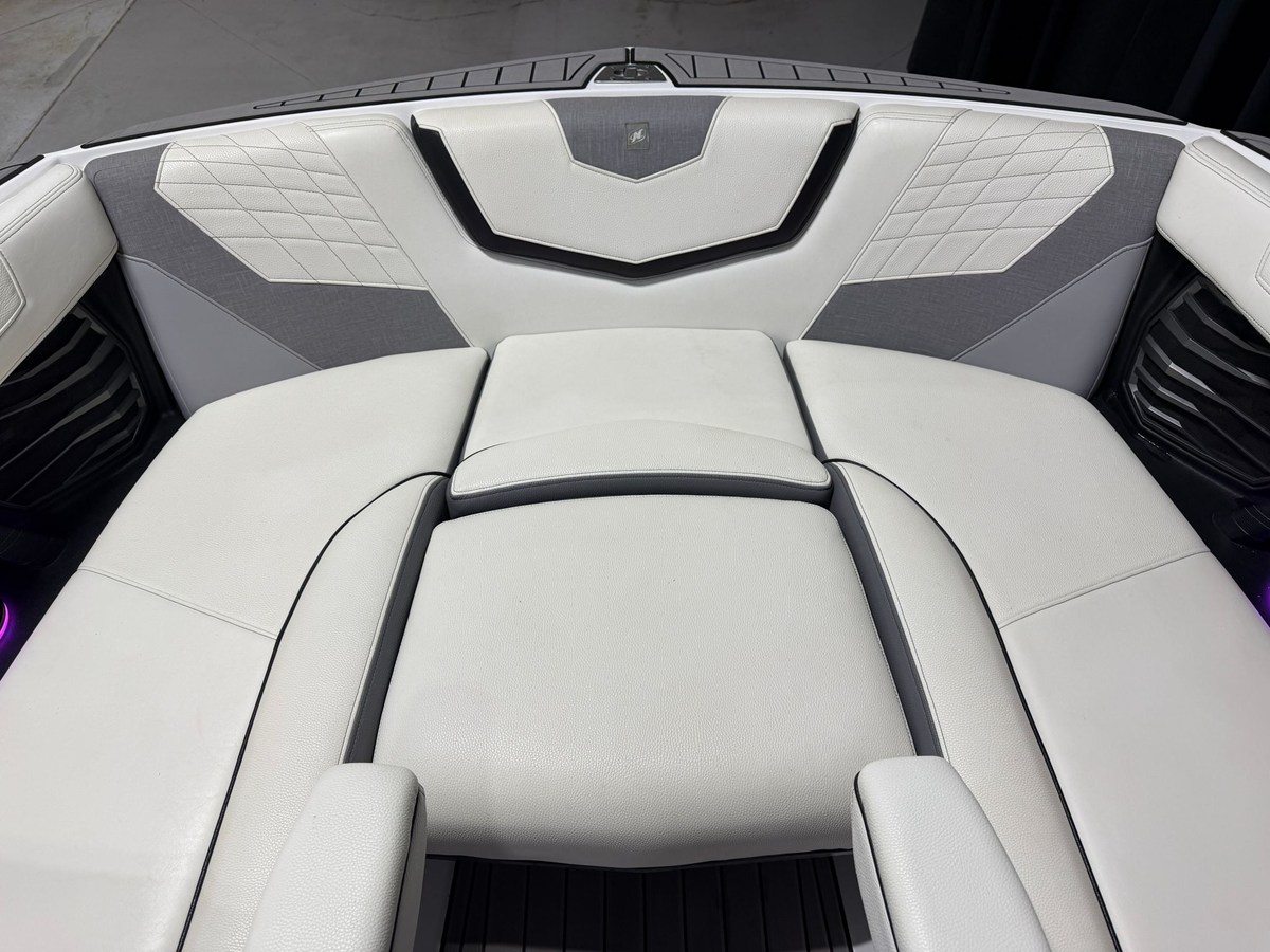 2021 Nautique G23 85