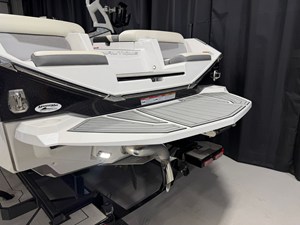 2021 Nautique G23 10