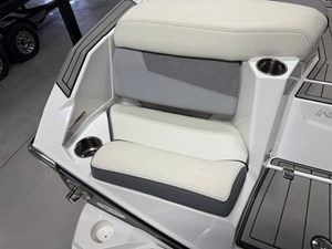 2021 Nautique G23 13