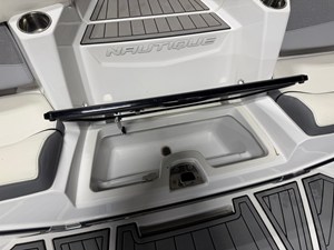 2021 Nautique G23 15