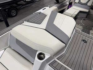 2021 Nautique G23 17