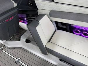 2021 Nautique G23 25