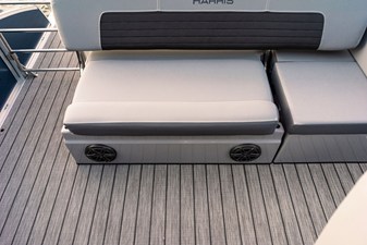 2023 Harris Solstice 230 28