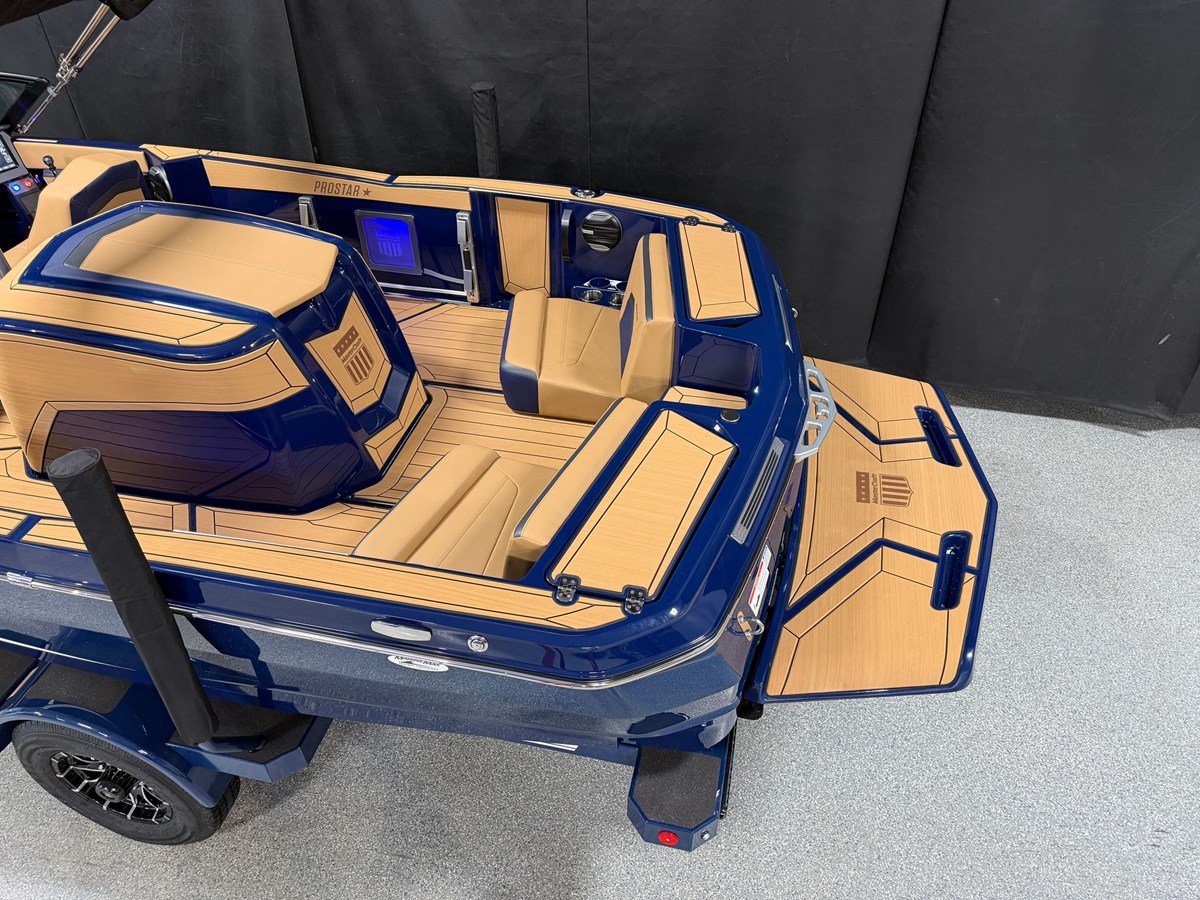 2026 Mastercraft ProStar 8