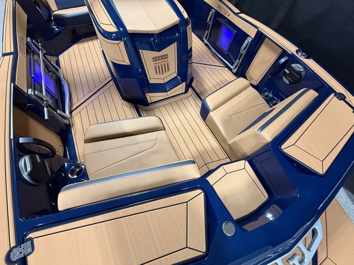 2026 Mastercraft ProStar 18