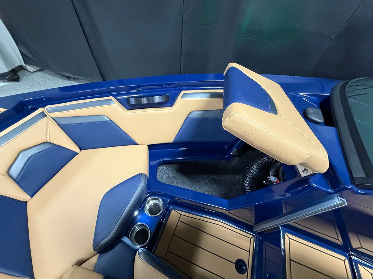 2026 Mastercraft ProStar 62