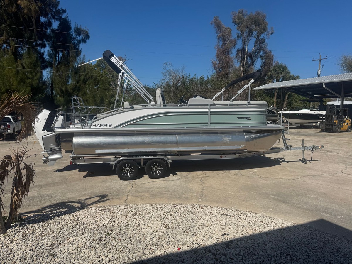 2026 Harris Solstice 230 2