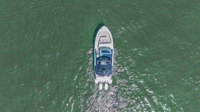 Sea Ray Sundancer 370 Outboard 6 2026 Sea Ray Sundancer 370 Outboard 7