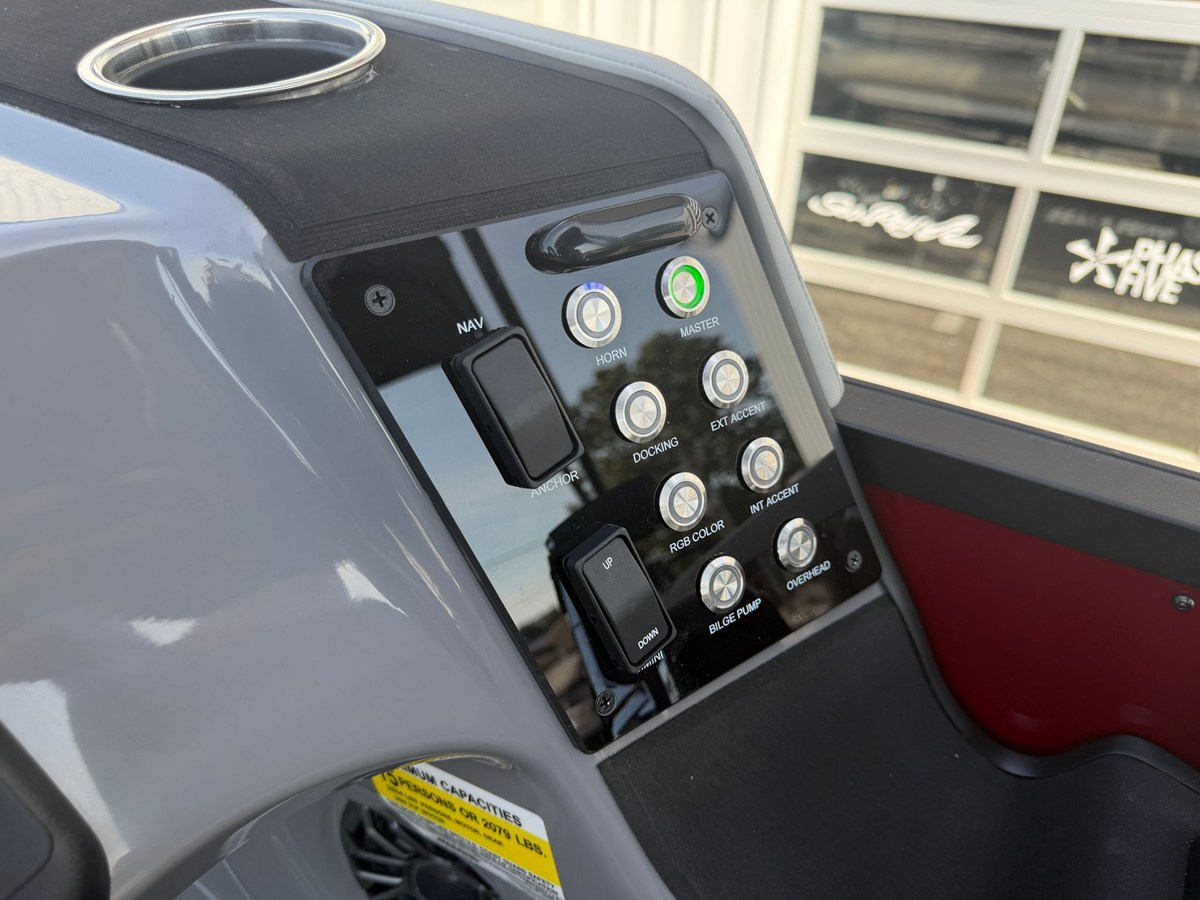 2027 Harris Sunliner 250 14