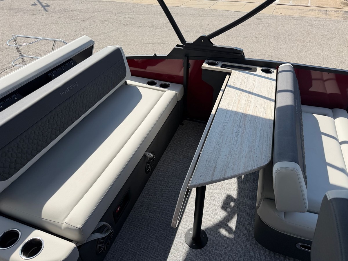 2027 Harris Sunliner 250 32