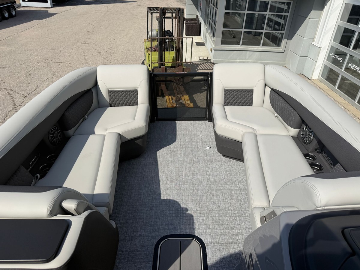 2027 Harris Sunliner 250 47