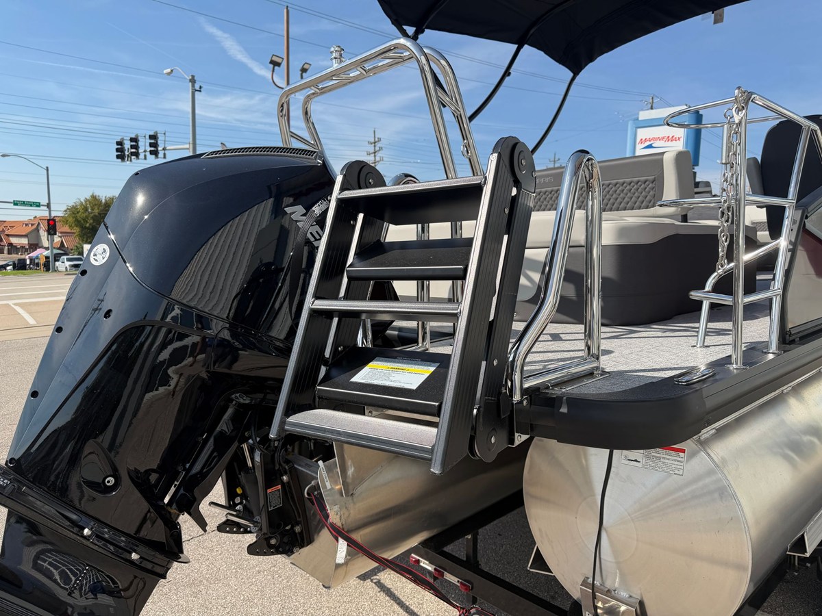 2027 Harris Sunliner 250 69