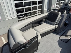 2027 Harris Sunliner 250 51