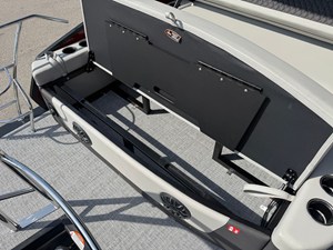 2027 Harris Sunliner 250 63