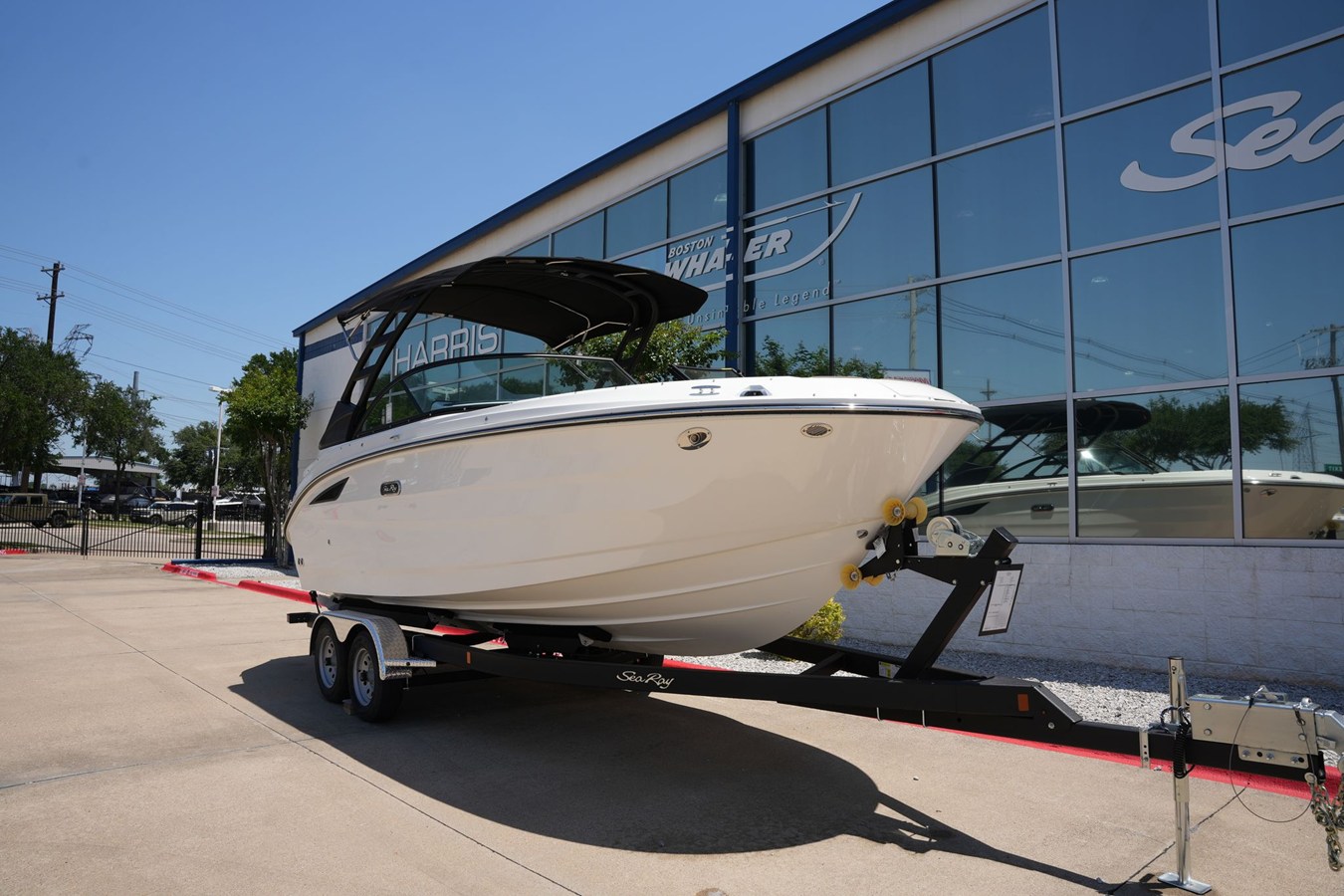 2026 Sea Ray SDX 230 2