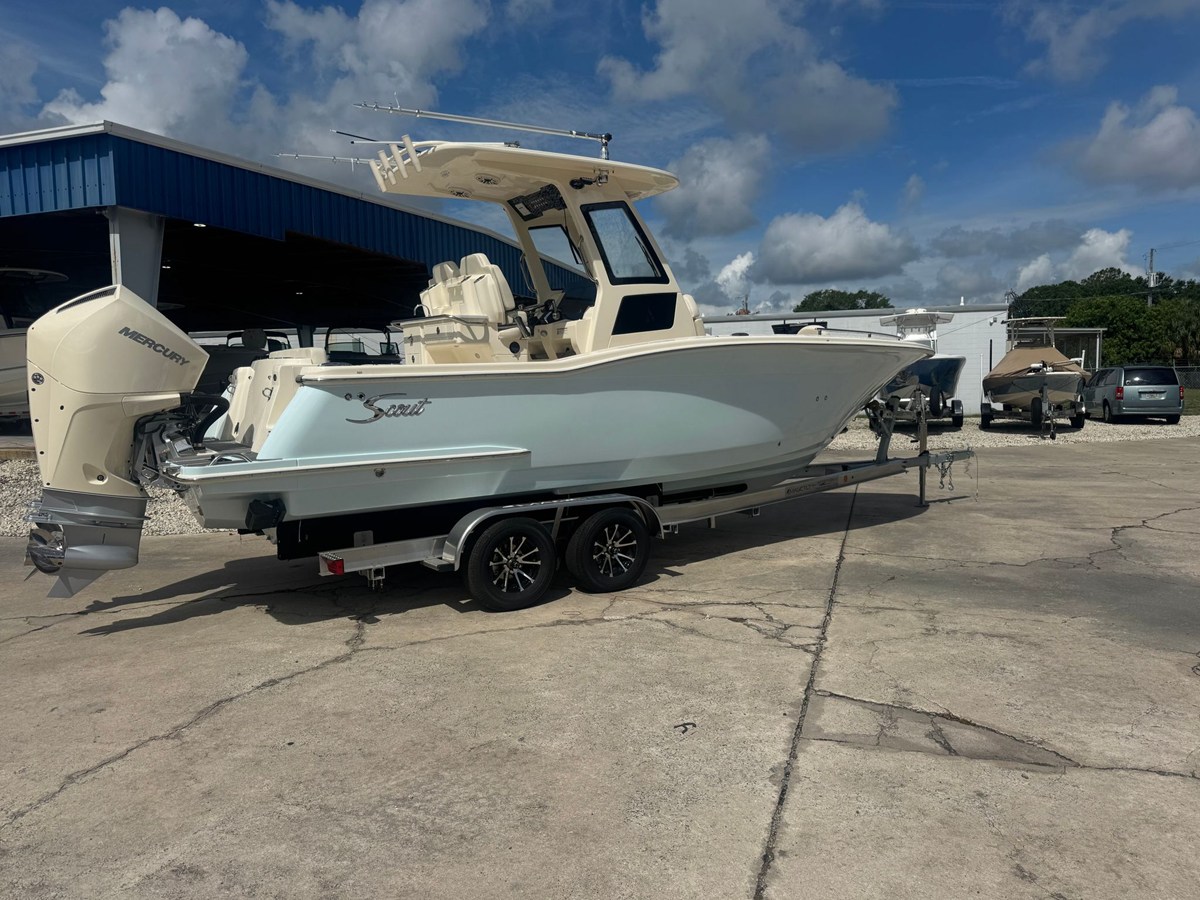 2027 Scout 260 LXF 4