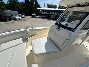 2027 Scout 260 LXF 15