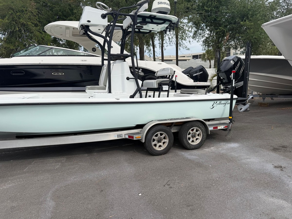 2019 Yellowfin 24CE 2