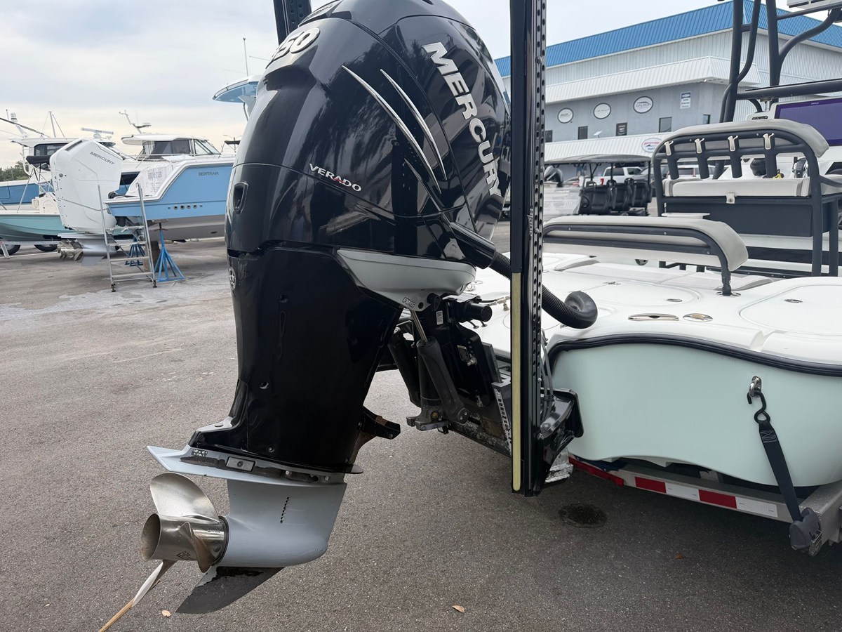 2019 Yellowfin 24CE 3