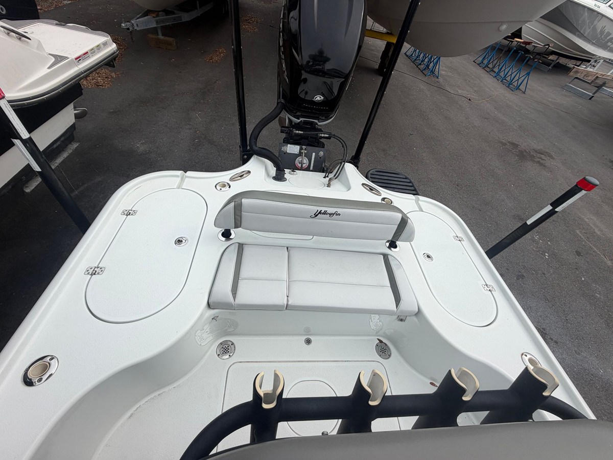 2019 Yellowfin 24CE 7