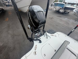2019 Yellowfin 24CE 10