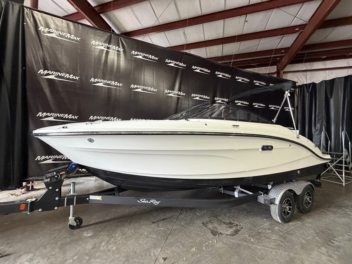 2026 Sea Ray SPX 210 5