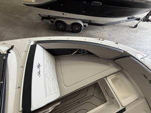 2026 Sea Ray SPX 210 48