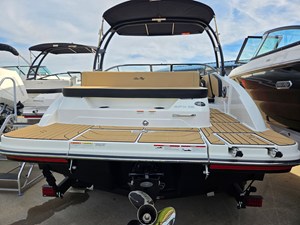 2027 Sea Ray SPX 210 29
