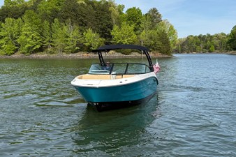 2026 Sea Ray SDX 250 8