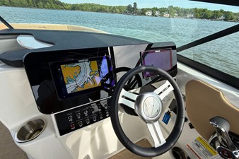 2026 Sea Ray SDX 250 21