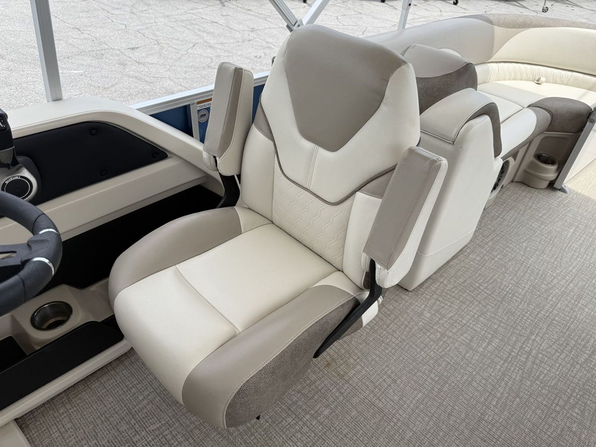 2023 Avalon 2385 LSZ QL 25