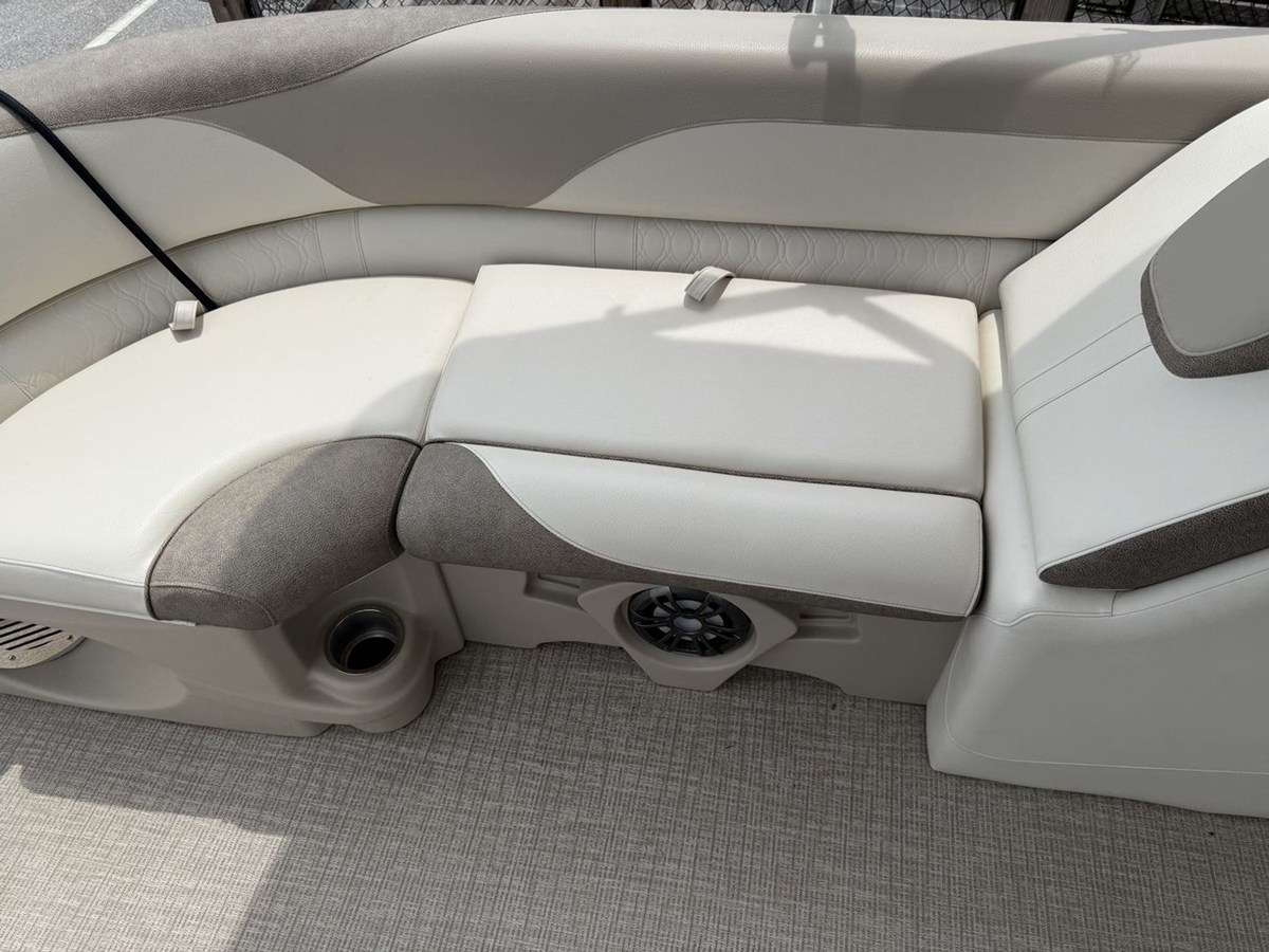 2023 Avalon 2385 LSZ QL 35
